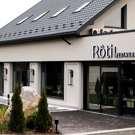 R.Hotel Csernyivci Kültér fotó