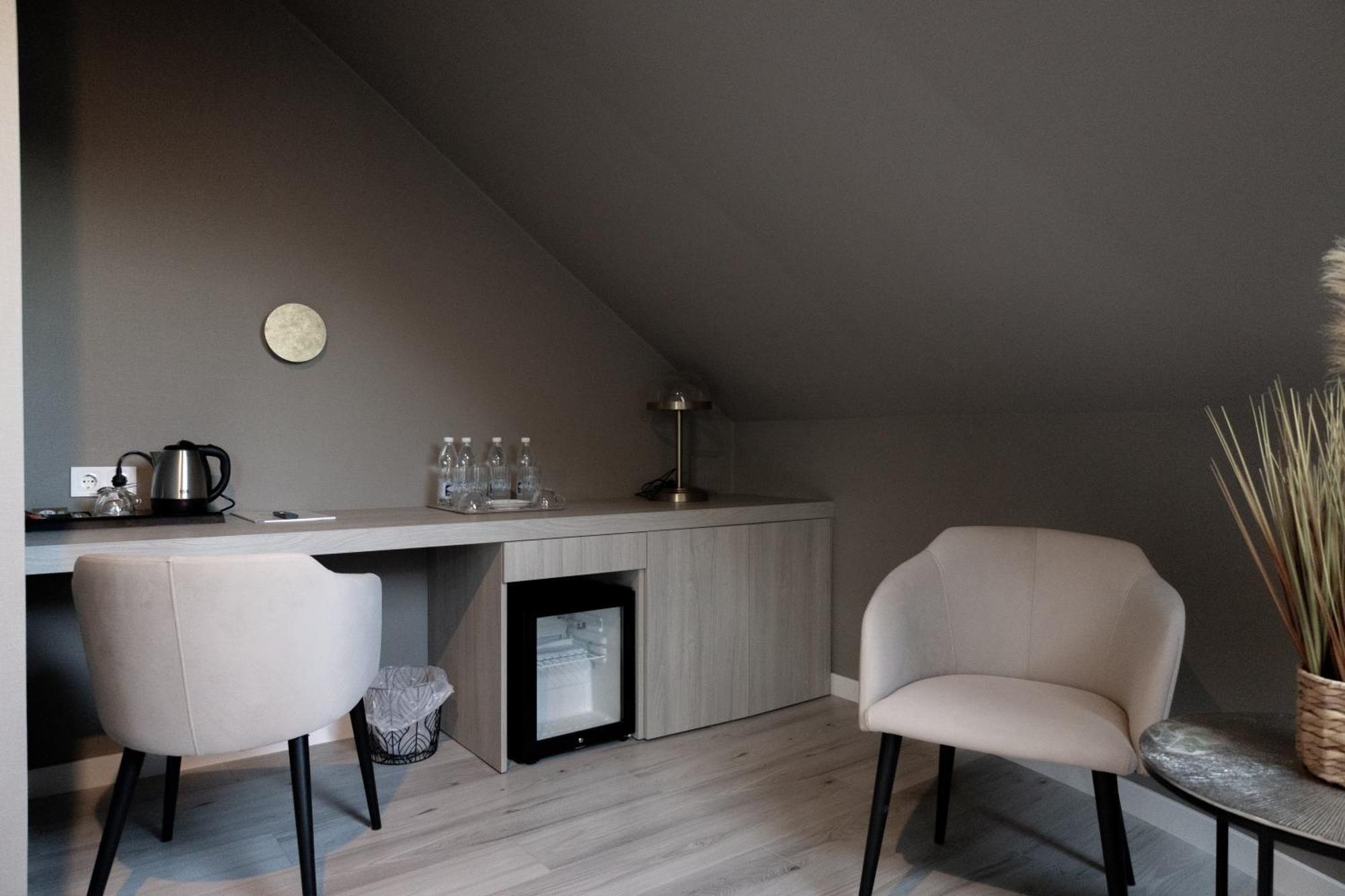 R.Hotel Csernyivci Kültér fotó